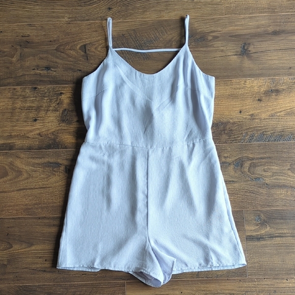 NWT Olive & Oak Pale Blue Spaghetti Strap Romper - Picture 1 of 15